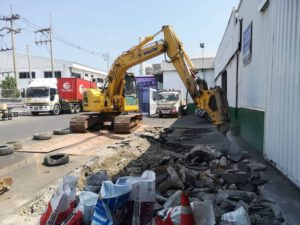 รถแม็คโครให้เช่าคลองมะเดื่อ