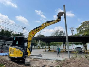 รถแม็คโครให้เช่าบ้านบ่อ